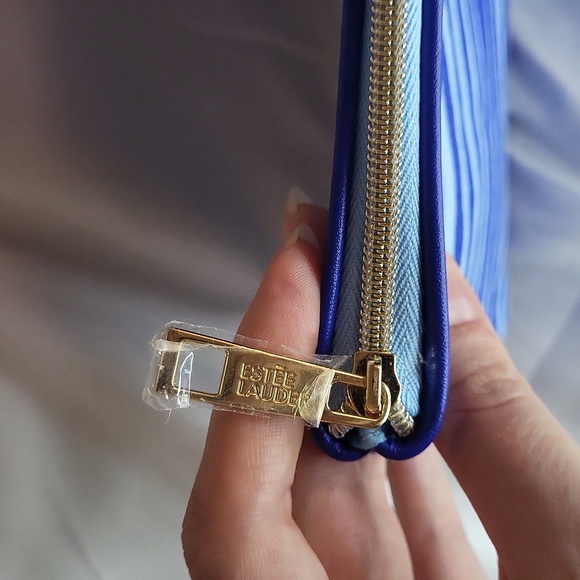 Estee Lauder x Quentin James Makeup bag 5 x 10" blue stripes New cosmeti… - Picture 4 of 7